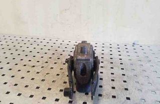 VOLVO XC60 1 generation (2008-2017) Передняя подушка двигателя 6G926P082LB,30748173 26133300