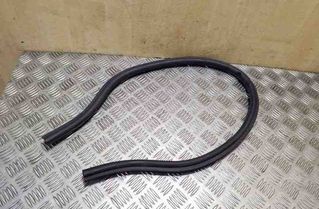 AUDI TT 8J (2006-2014) Gumijas motora nodalījumā 8J0823723B 26149666