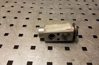 BMW X5 E70 (2006-2013) Gaisa kondicioniera izplešanās vārsts 64116968202 26155294