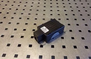 VOLKSWAGEN Golf Plus 2 generation (2009-2014) Антенный модуль 5M0035570B 26194612