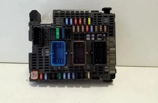CITROËN C4 Picasso 2 generation (2013-2018) Блок предохранителей 9810296180 26238937