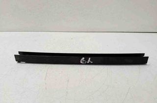 NISSAN X-Trail T32 (2013-2022) Aizmugurējo Durvju Stikla Sliede 4CLL 32161403