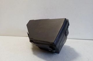 NISSAN Qashqai 2 generation (2013-2023) Drošinātāju kārba 243826UA0A,284B96RA0A 32173973