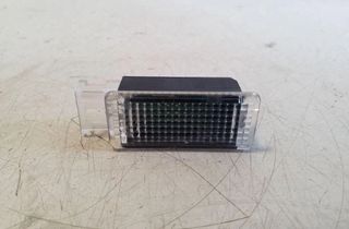 VOLKSWAGEN Tiguan 2 generation (2016-2024) Citas salona daļas 5G0947409 32179622