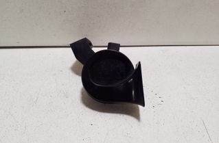 AUDI Q3 8U (2011-2020) Сигнал 8U0951210 33085103