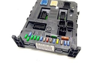 PEUGEOT 407 1 generation (2004-2010) Fuse box 281174310A,9661940180,281171731B 22686272