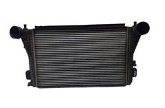 SKODA Octavia 1 generation (1996-2010) Starpdzesētāja/interkūlera radiators 1K0145803 30821146