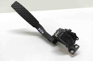 VOLKSWAGEN Touareg 1 generation (2002-2010) Педаль газа 7L6723507 31582452