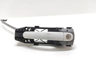 SKODA Yeti 1 generation (2009-2018) Kreisās puses bīdāmo durvju ārējais rokturis 5L0837885B 33023673