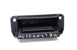 MERCEDES-BENZ C-Class W204/S204/C204 (2004-2015) Bagāžas nodalījuma rokturis A2047600293 33029335
