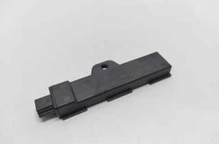 BMW 7 Series F01/F02 (2008-2015) Antenas pastiprinātājs 6520922083202 33033524