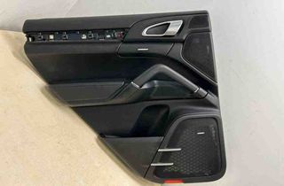 PORSCHE Cayenne 958 (2010-2018) Aizmugurējo kreiso durvju panelis 95855530120,7P5867211 31416795