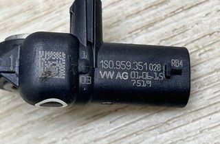 PORSCHE Cayenne 958 (2010-2018) Aizmugurējais kreisais trieciena sensors 1S0959351 31419813