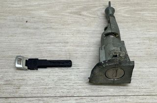 VOLKSWAGEN Touareg 2 generation (2010-2018) Замок передней левой двери 7P6837167 31421081