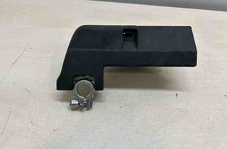 AUDI A8 D3/4E (2002-2010) Power Distribution Box 8J0915459 31424443