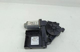 VOLKSWAGEN Caddy 3 generation (2004-2015) Маторчик стеклоподъемника передней левой двери 1K0959793C 31899737