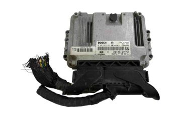 HYUNDAI i30 FD (1 generation) (2007-2012) Engine Control Unit ECU 0281015244,391052A765 29946939