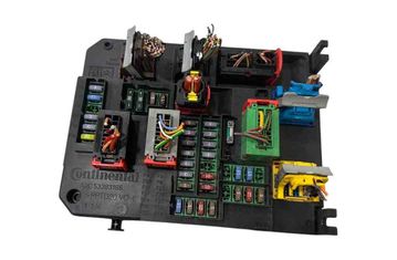 CITROËN C4 2 generation (2010-2024) Fuse box 9665547480,S180121003H 31880084