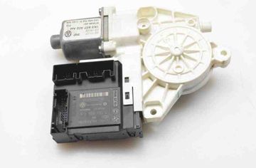VOLKSWAGEN Golf 5 generation (2003-2009) Front Right Door Window Control Motor 1K5837402AH 30908765