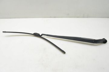 HYUNDAI i30 PD ( 3 generation) (2017-2024) Стеклоочистители спереди 32968028