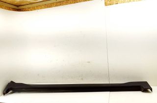 NISSAN X-Trail T32 (2013-2022) Kreisās puses dekoratīvā plastmasas sliekšņu uzlika 768514CE0A 25771293