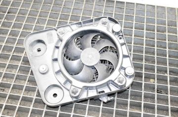 BMW i3 I01 (2013-2024) Dzinēja dzesēšanas ventilators/difuzors 8608033 25179473