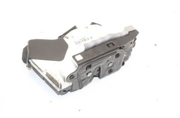 VOLKSWAGEN Passat B8 (2014-2023) Aizmugurējā labā durvju slēdzene 5E0839016 30794644