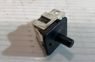 MERCEDES-BENZ E-Class W211/S211 (2002-2009) Датчик открытия / закрытия двери автомобиля 2028209410 15003155