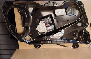 VOLKSWAGEN Passat Variant 1 generation (2010-2024) Стеклоподъемник передней левой двери 3C1837755F 24422279