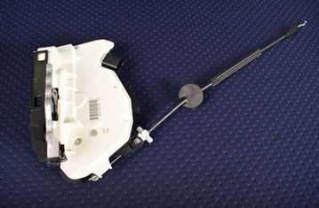 VOLKSWAGEN Tiguan 2 generation (2016-2024) Aizmugurējā labā durvju slēdzene 5N0839016G 2634772