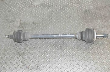 MERCEDES-BENZ S-Class W221 (2005-2013) Aizmugurējā kreisā pusass 4162333