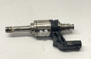 VOLKSWAGEN Jetta 7 generation (2018-2024) Degvielas sprausla 04E906036 29797835