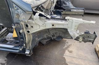 SEAT Ateca 1 generation (2016-2024) Передняя правая четверть 32814766