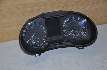 SKODA Octavia 3 generation (2013-2020) Speedometer 5E0920951B 33046242