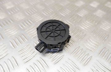TOYOTA Prius Plus 1 generation (2012-2020) Alarm Siren 86570-47011 32438039