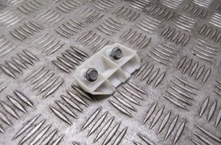 NISSAN Qashqai 1 generation (2007-2014) Aizmugurējā labā bampera stiprinājums 85226jd01a 17761995