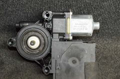 VOLKSWAGEN Passat B6 (2005-2010) Priekšējo labo durvju logu pacelšanas motorīts 1K0959792N 1133880