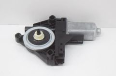 VOLVO V60 1 generation (2010-2020) Priekšējo kreiso durvju logu pacēlāja motorīts 966268-103,130402 12023485