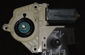 VOLKSWAGEN Passat B6 (2005-2010) Priekšējo labo durvju logu pacelšanas motorīts 1K0959792N980852-1271K0959702AC3C1837462L 1769403