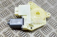 VOLKSWAGEN Passat B8 (2014-2023) Aizmugurējo kreiso durvju loga pacēlāja motorīts A75516-110,A64674-113,5Q4959812E 18279719