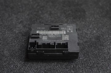 AUDI A3 8V (2012-2020) Aizmugurējo kreiso durvju vadības bloks 5Q0959395B 2029321