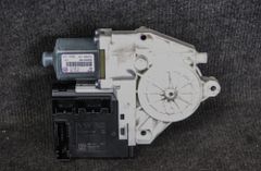 VOLKSWAGEN Tiguan 1 generation (2007-2017) Маторчик стеклоподъемника передней правой двери 5N0959702F0130822467 2102797
