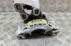 MERCEDES-BENZ A-Class W176 (2012-2018) Dzinēja stiprinājums/spilvens kreisajā pusē A2462400217 27871367