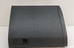 VOLKSWAGEN Tiguan 2 generation (2016-2024) Cimdu nodalījums 5NC857097D,5NC857101A 28239584