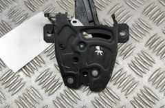 BMW X7 G07 (2018-2024) Aizmugurējā bagāžnieka slēdzene 7461674 31416637