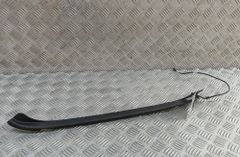 VOLKSWAGEN Touareg 2 generation (2010-2018) Bagāžas nodalījuma apdare aizmugurējā vāka labajā pusē 7P6827712 32027446