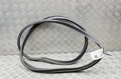 AUDI RS 5 8T (2010-2015) Резиновый уплотнитель крышки багажника 8T0827705D 33041475