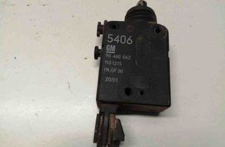 OPEL Zafira B (2005-2010) Centrālās atslēgas motorīts 90559834,1101215,2001 17121301