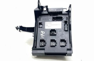 AUDI Q5 8R (2008-2017) Komforta vadības bloks 8K0907063P 31533467