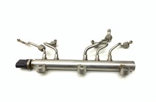 BMW X5 F15 (2013-2018) Labās puses degvielas rampa 7642156,0261545072,7620946 33097760